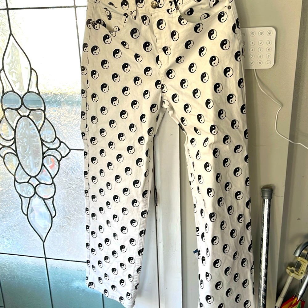 Rue 21 Ying  Yang jeans, size 12